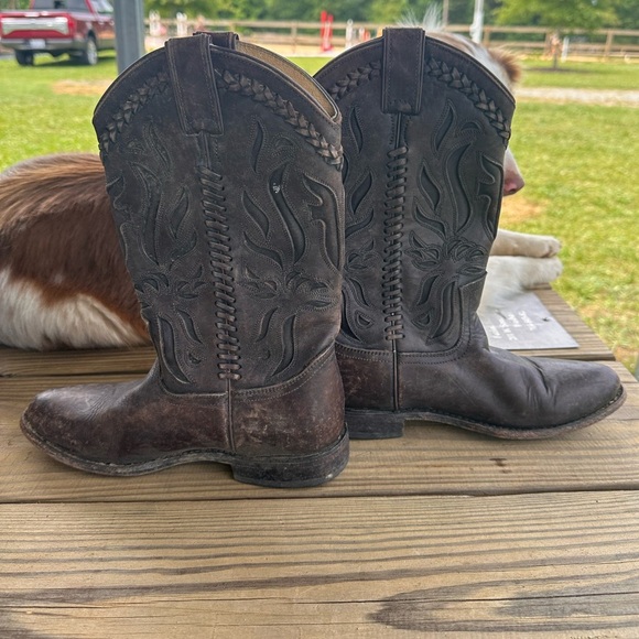 Frye Dark Brown Wyatt Overlay Western Boots size 7.5. - Picture 4 of 8